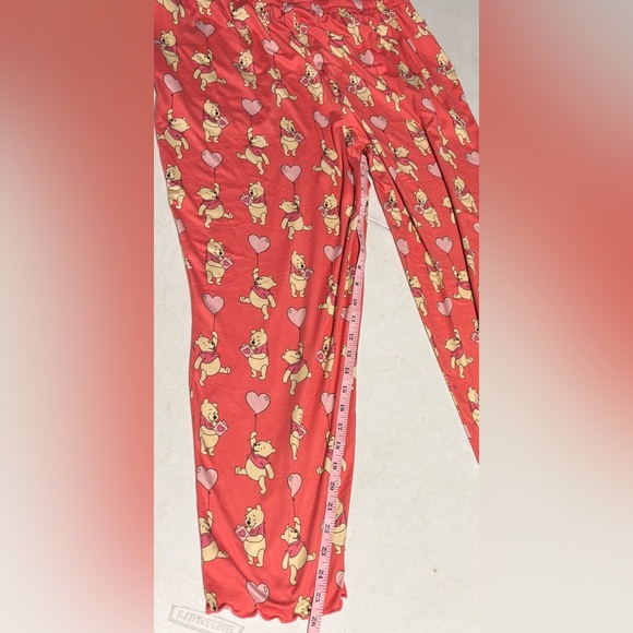 Winnie the Pooh GrayPeach Coral Short Sleeve & Pant Pajama Set Sz Large Disney - Picture 10 of 10